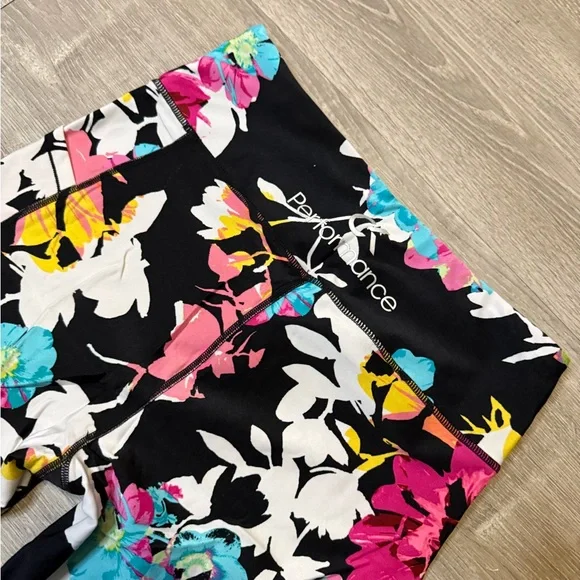 •CALVIN KLEIN PERFORMANCE• FLORAL BIKER SHORTS - Picture 6 of 6